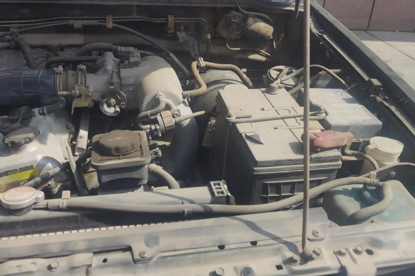 2013 Leopaard Black King Kong 2.2L 129HP L4 5MT,autocango,china used car exporter,china ev exporter,chinese used car exporter,chinese used ev exporter