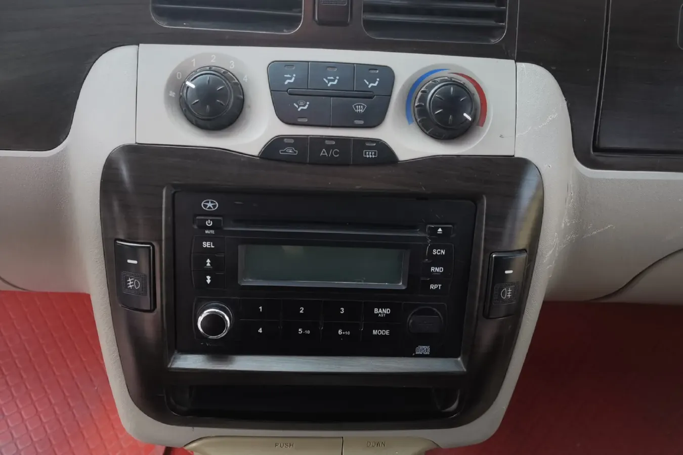 2011 JAC Refine 2.4L 150HP L4 5MT,autocango,china used car exporter,china ev exporter,chinese used car exporter,chinese used ev exporter