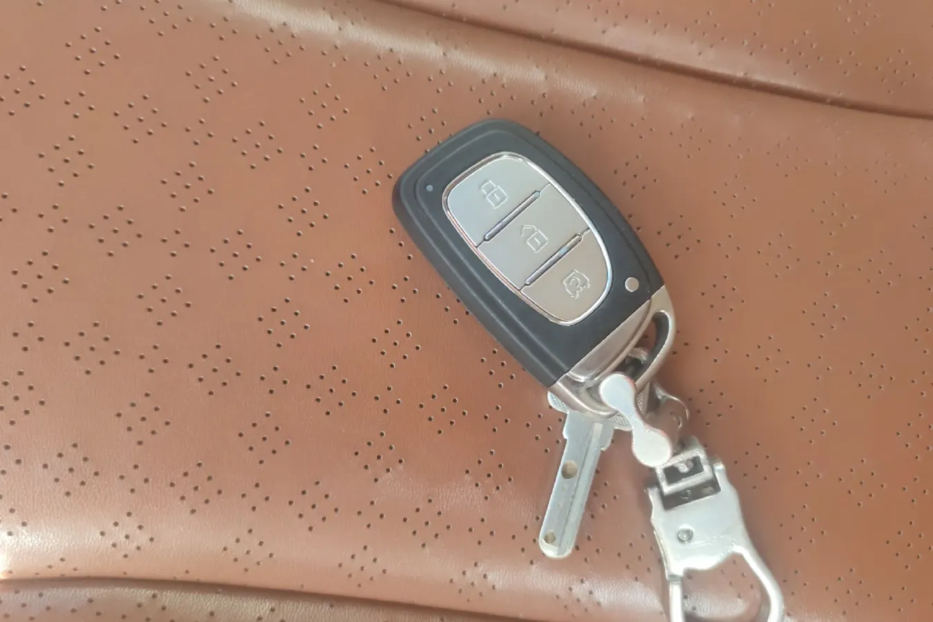 2018 BAIC Hyosow S7 1.5T 150HP L4 6MT,autocango,china used car exporter,china ev exporter,chinese used car exporter,chinese used ev exporter