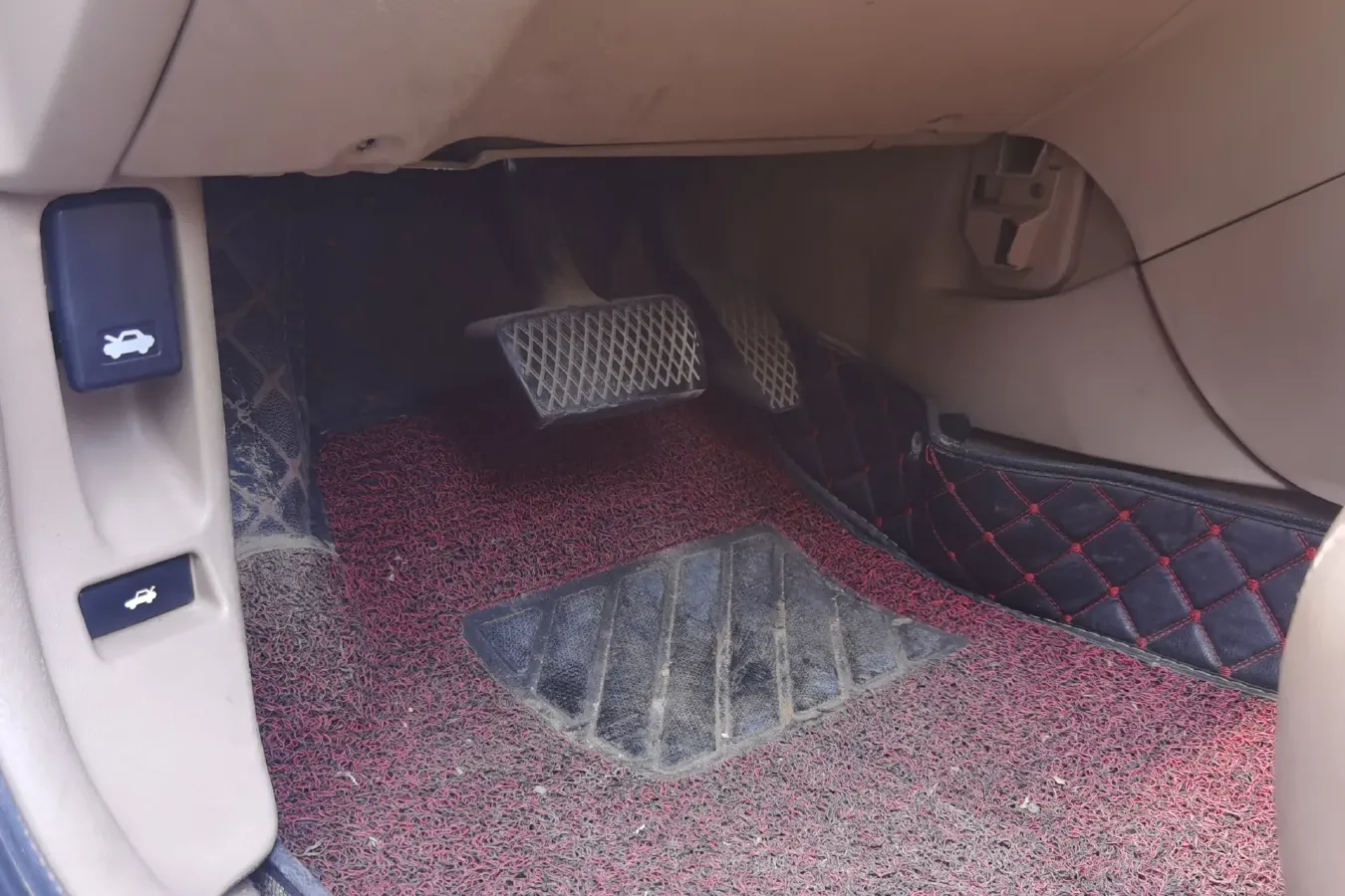 2009 Roewe 750 1.8T 160HP L4 5AT,autocango,china used car exporter,china ev exporter,chinese used car exporter,chinese used ev exporter