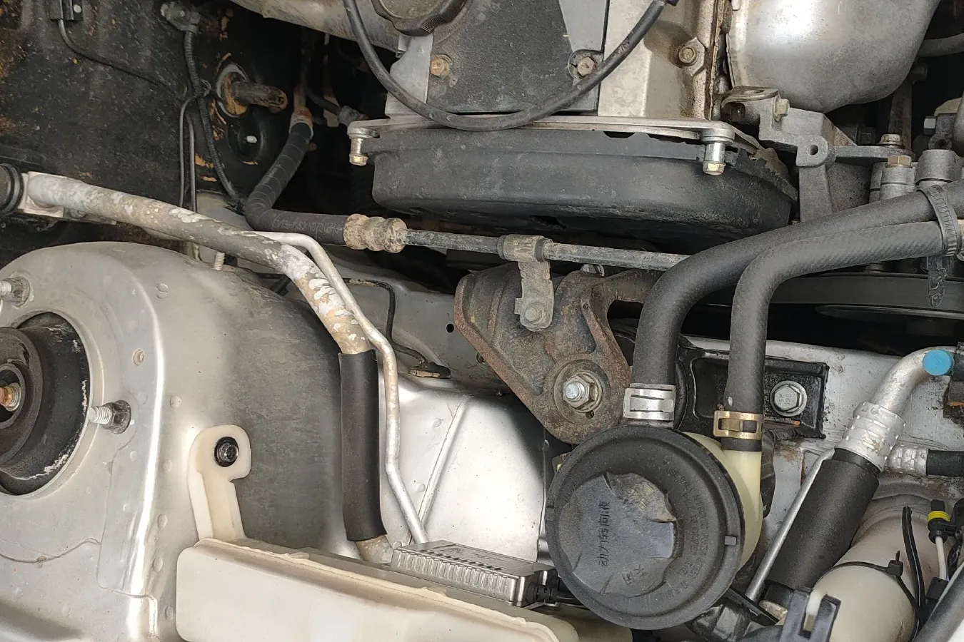 2012 HawTai Santafe Classic 2.0L 136HP L4 5MT,autocango,china used car exporter,china ev exporter,chinese used car exporter,chinese used ev exporter