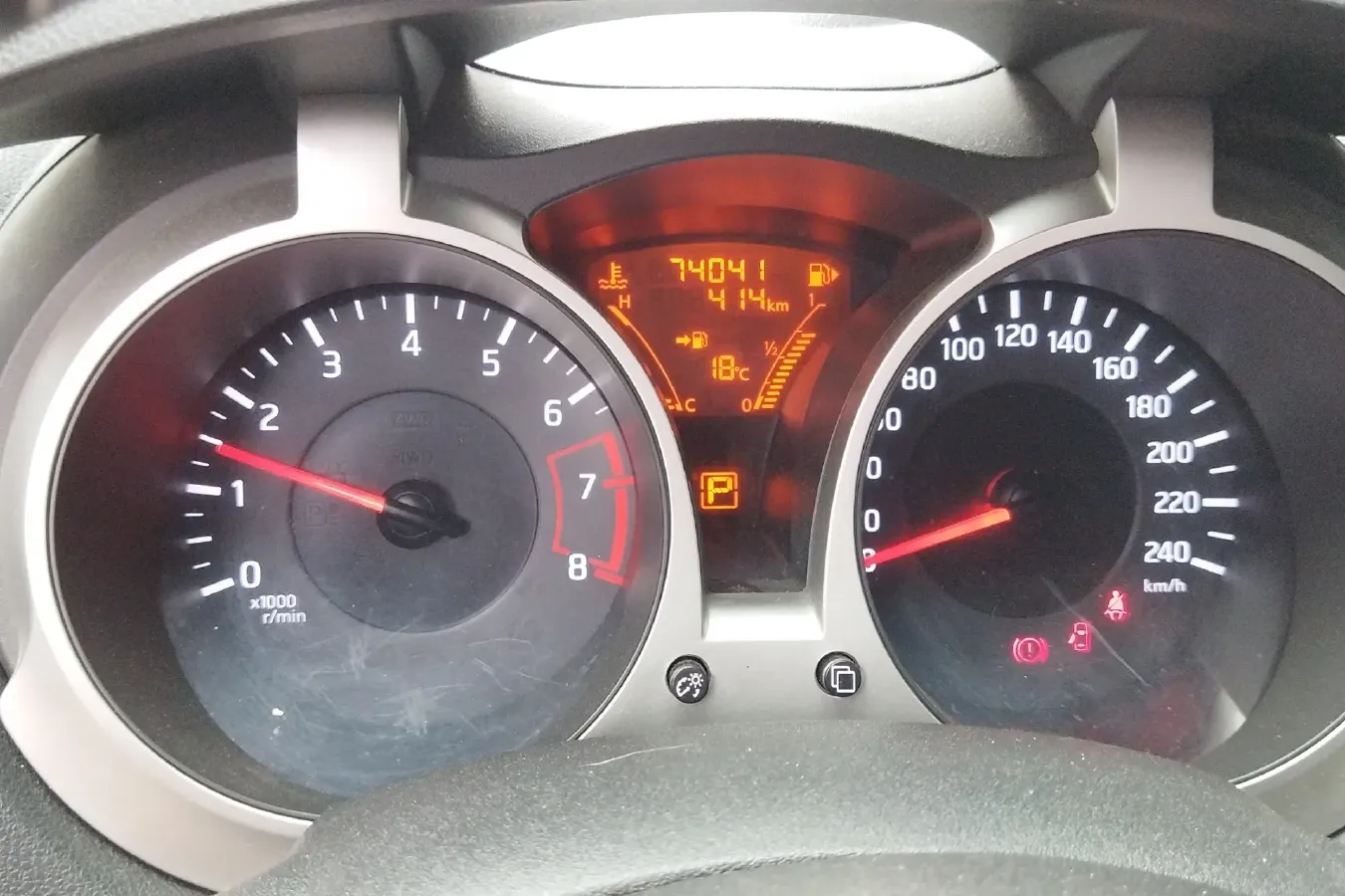 2014 Infiniti ESQ 1.6L 116HP L4 CVT,autocango,china used car exporter,china ev exporter,chinese used car exporter,chinese used ev exporter