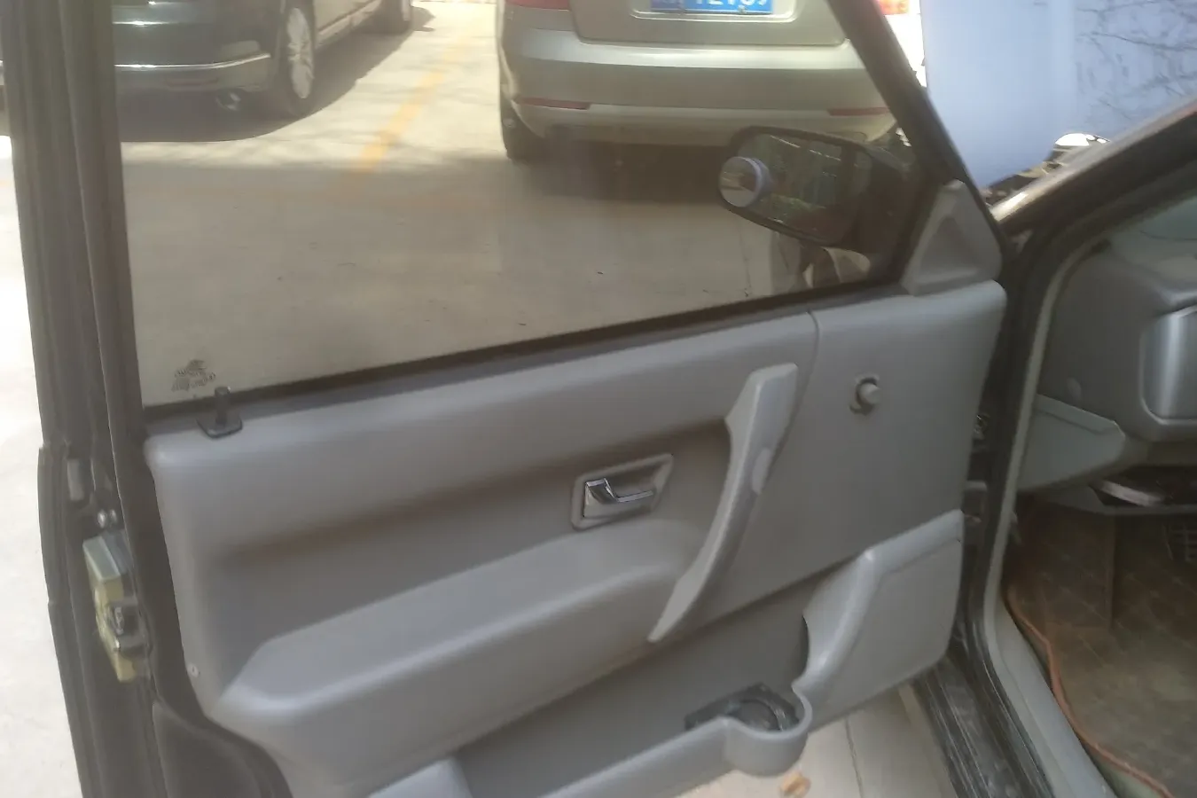 2008 Volkswagen Santana Vista 1.8L 101HP L4 5MT,autocango,china used car exporter,china ev exporter,chinese used car exporter,chinese used ev exporter