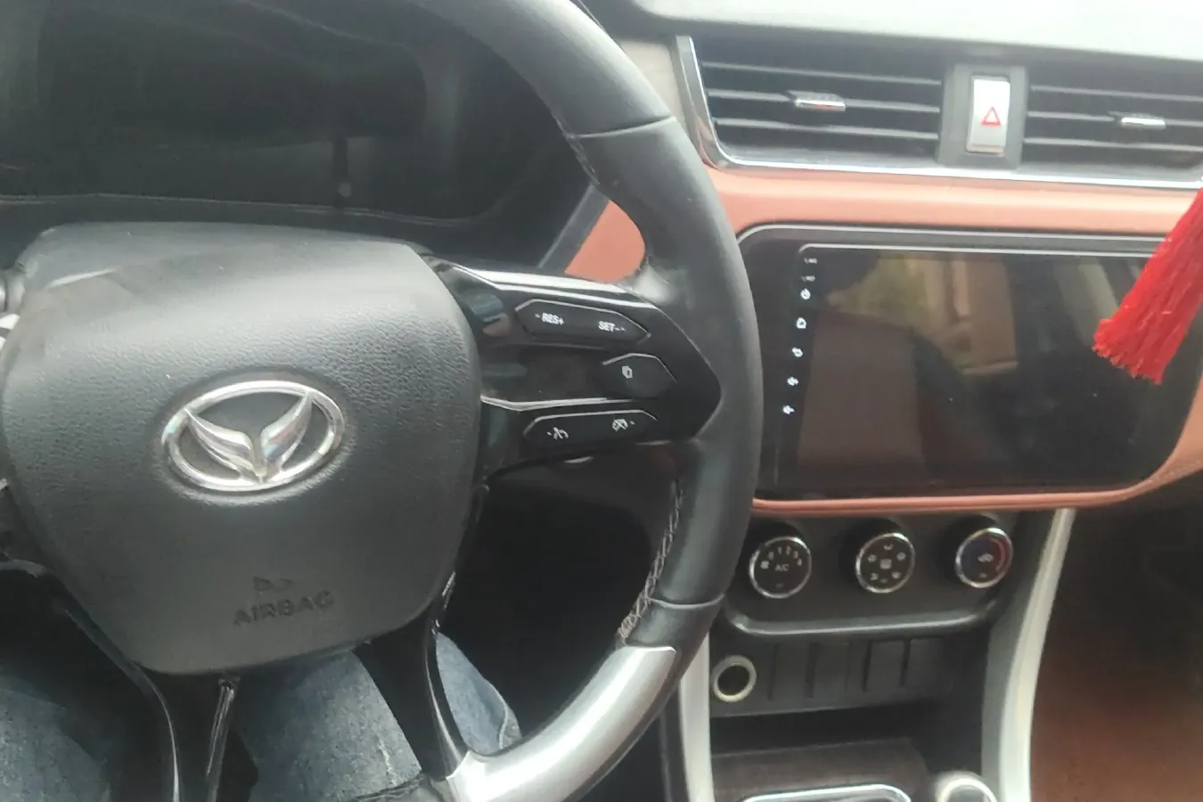 2016 BAIC Hyosow S3 1.5L 113HP L4 5MT,autocango,china used car exporter,china ev exporter,chinese used car exporter,chinese used ev exporter