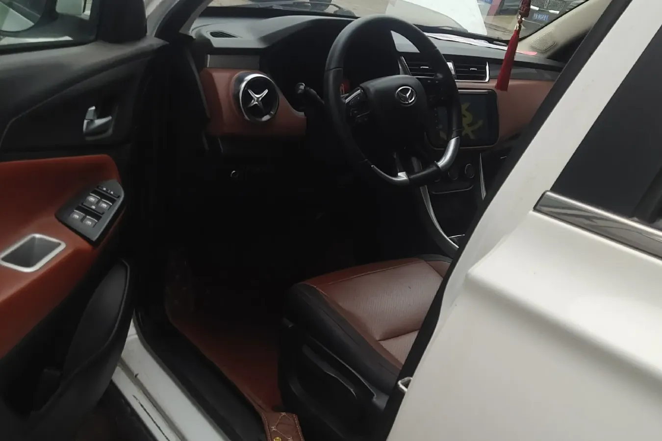 2016 BAIC Hyosow S3 1.5L 113HP L4 5MT,autocango,china used car exporter,china ev exporter,chinese used car exporter,chinese used ev exporter