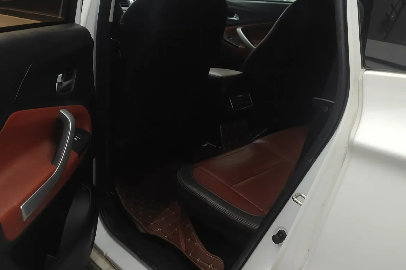 2016 BAIC Hyosow S3 1.5L 113HP L4 5MT,autocango,china used car exporter,china ev exporter,chinese used car exporter,chinese used ev exporter