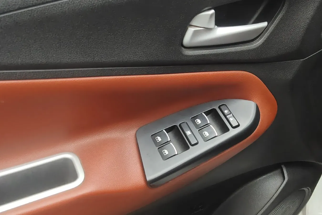 2016 BAIC Hyosow S3 1.5L 113HP L4 5MT,autocango,china used car exporter,china ev exporter,chinese used car exporter,chinese used ev exporter