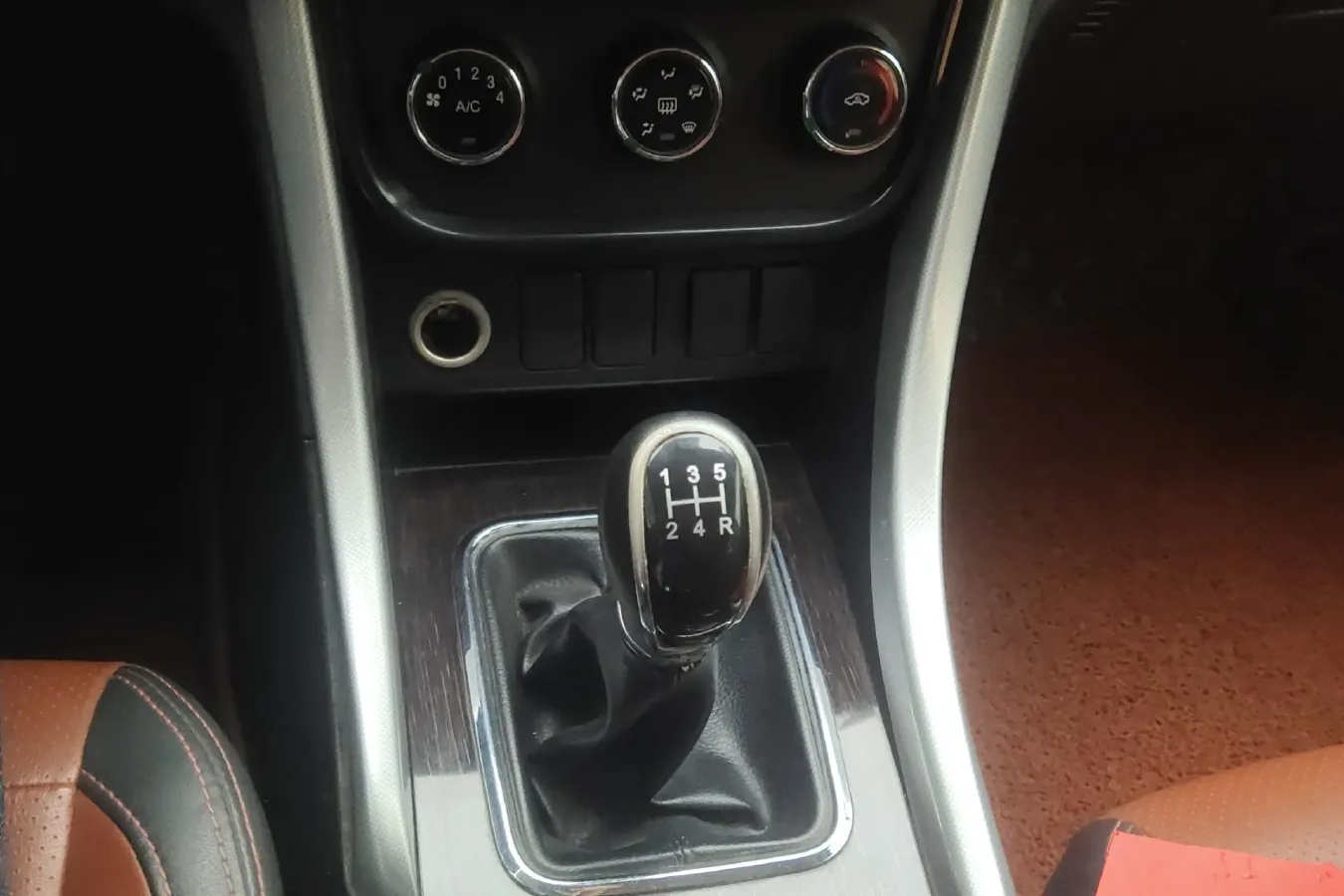 2016 BAIC Hyosow S3 1.5L 113HP L4 5MT,autocango,china used car exporter,china ev exporter,chinese used car exporter,chinese used ev exporter