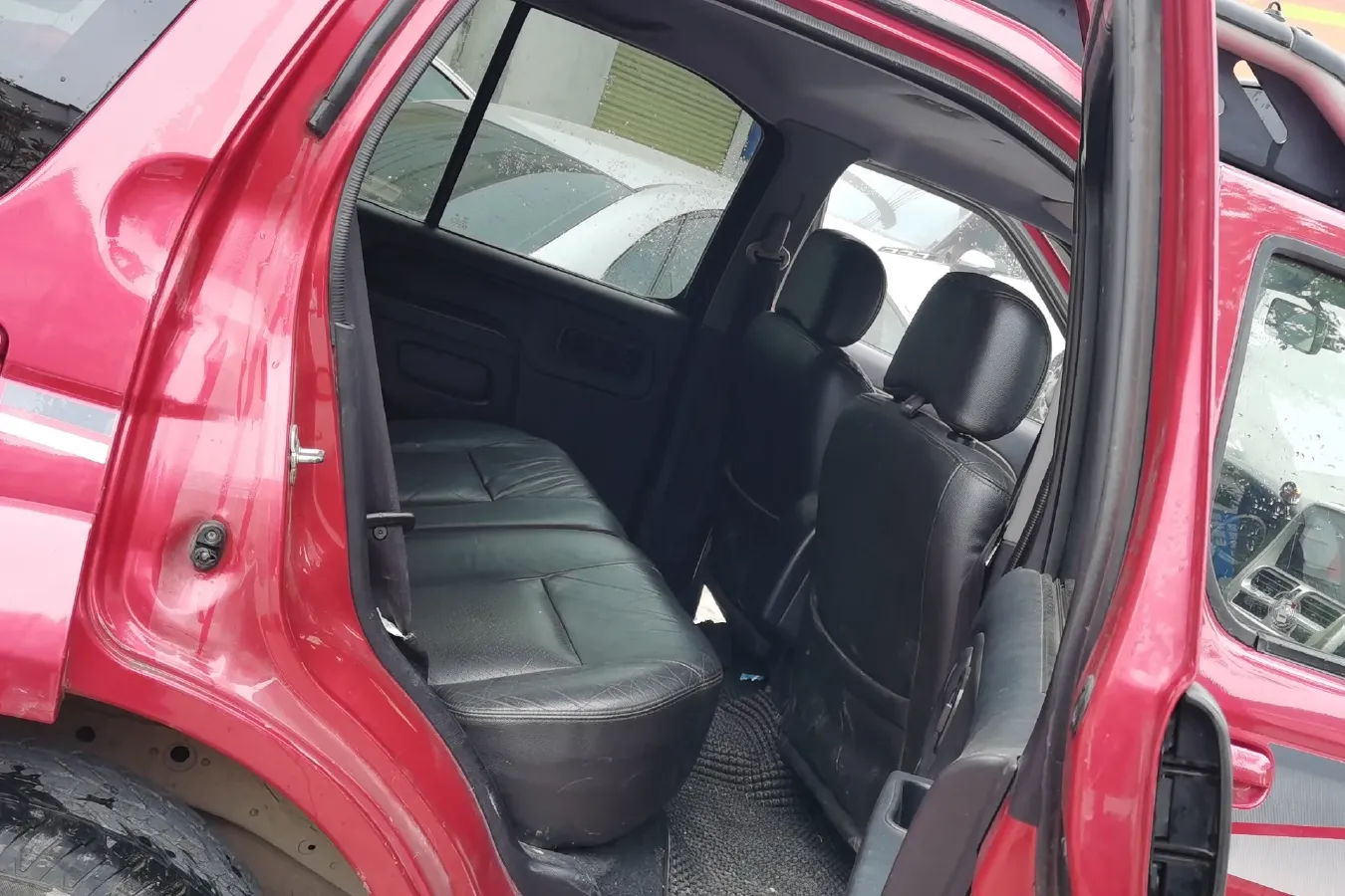 2013 Nissan Paladin 2.4L 150HP L4 5MT,autocango,china used car exporter,china ev exporter,chinese used car exporter,chinese used ev exporter