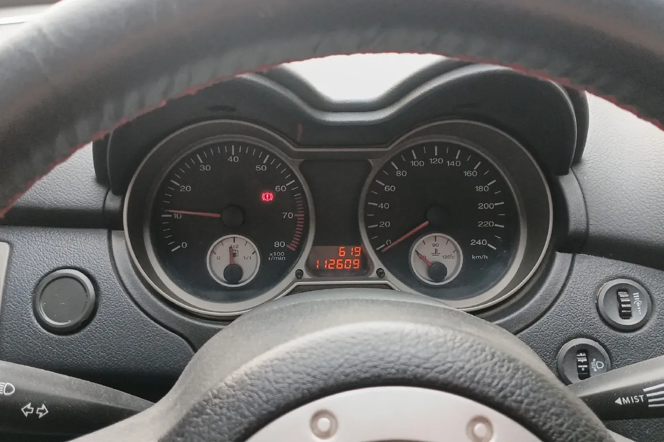 2010 Youngman Lotus L3 1.6L 111HP L4 5MT,autocango,china used car exporter,china ev exporter,chinese used car exporter,chinese used ev exporter