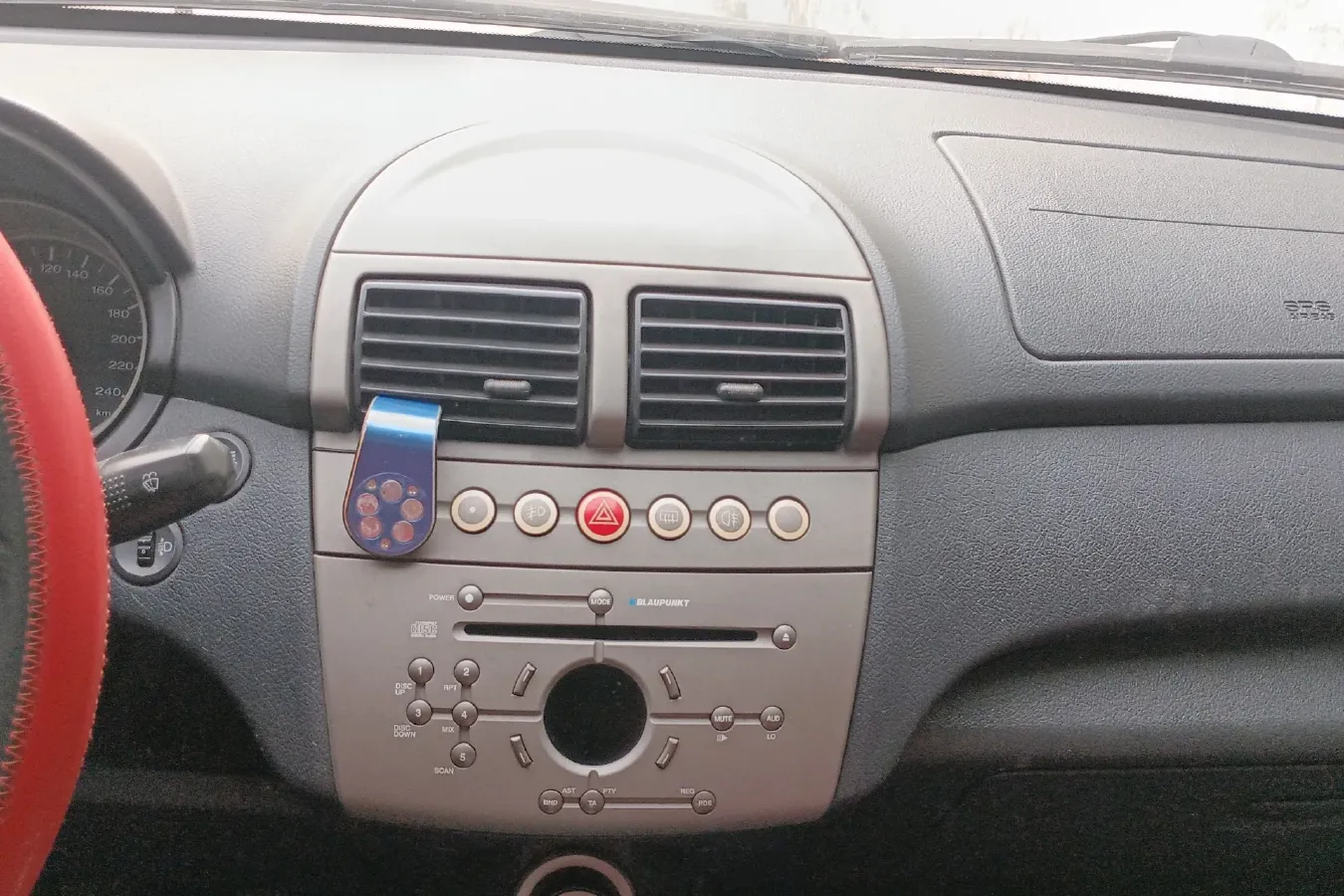 2010 Youngman Lotus L3 1.6L 111HP L4 5MT,autocango,china used car exporter,china ev exporter,chinese used car exporter,chinese used ev exporter