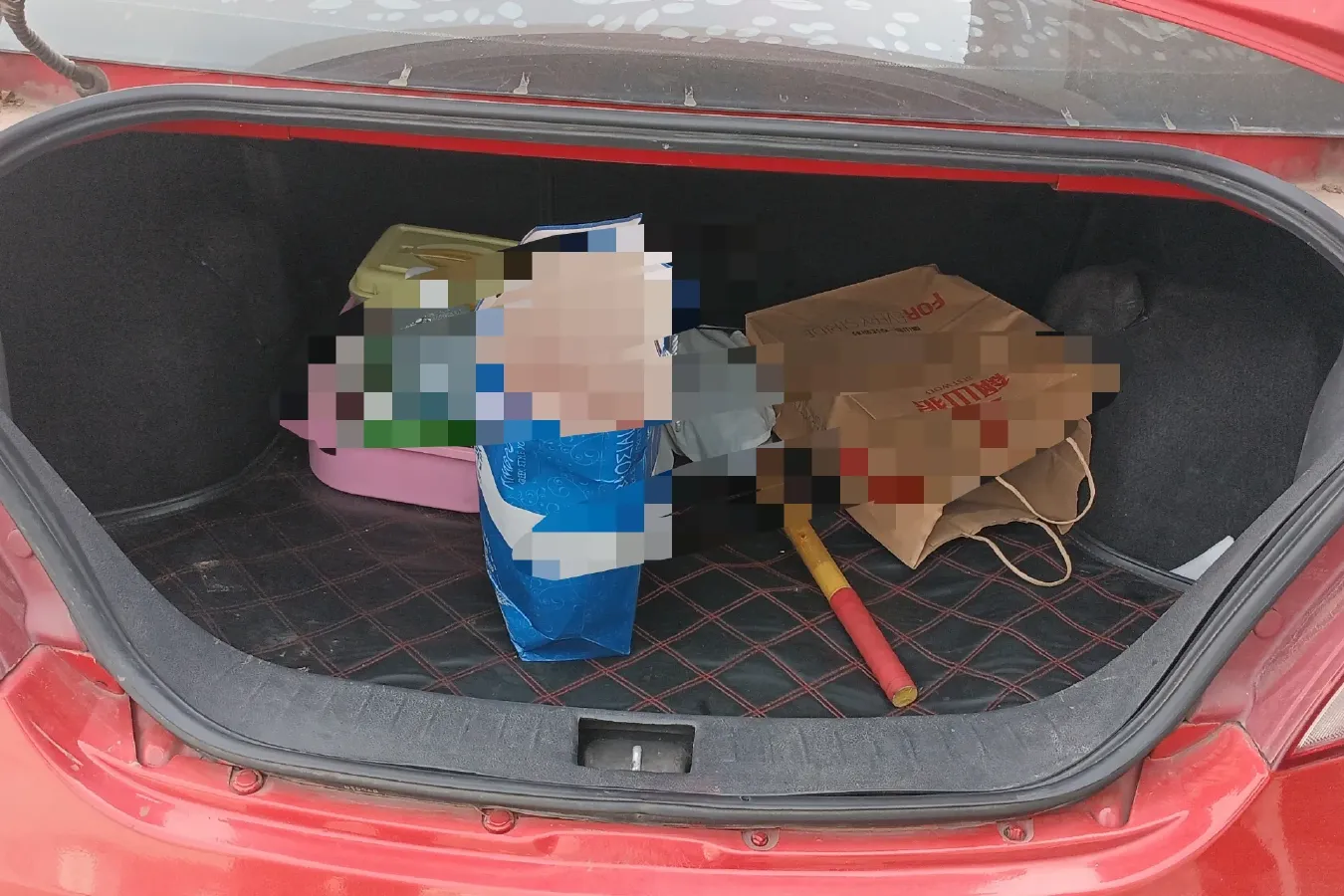 2010 Youngman Lotus L3 1.6L 111HP L4 5MT,autocango,china used car exporter,china ev exporter,chinese used car exporter,chinese used ev exporter