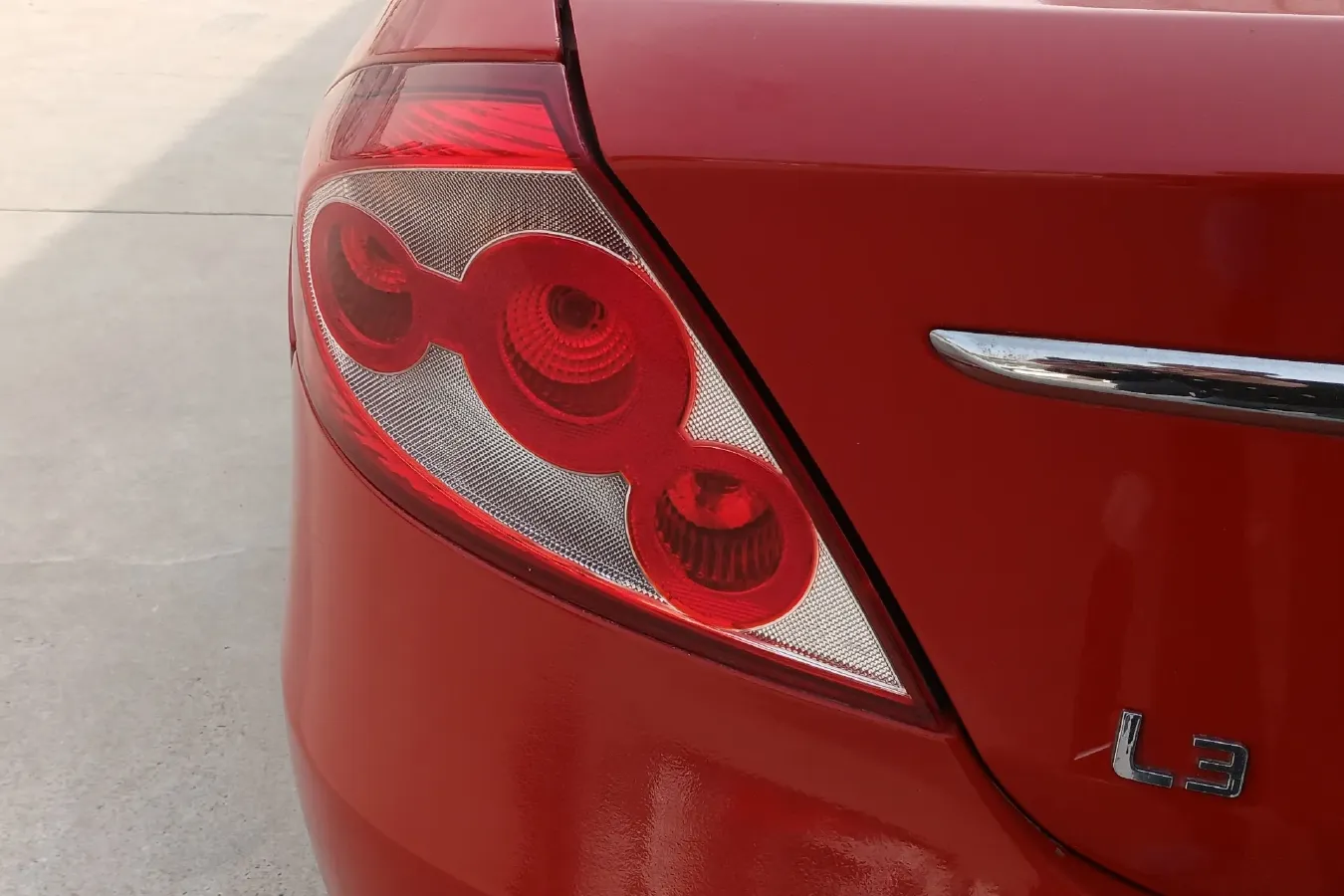 2010 Youngman Lotus L3 1.6L 111HP L4 5MT,autocango,china used car exporter,china ev exporter,chinese used car exporter,chinese used ev exporter