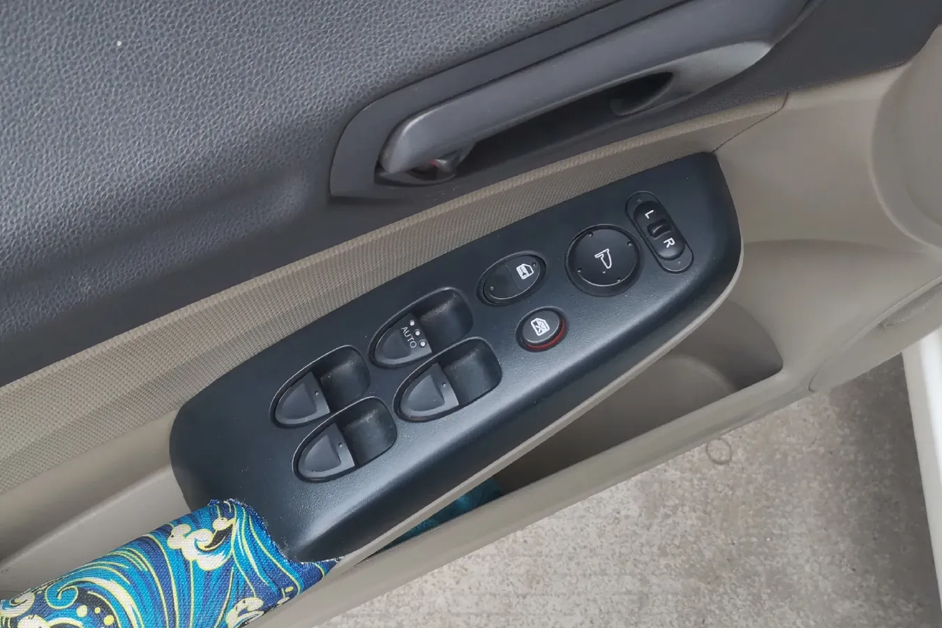 2012 Ciimo Ciimo 1.8L 140HP L4 5AT,autocango,china used car exporter,china ev exporter,chinese used car exporter,chinese used ev exporter