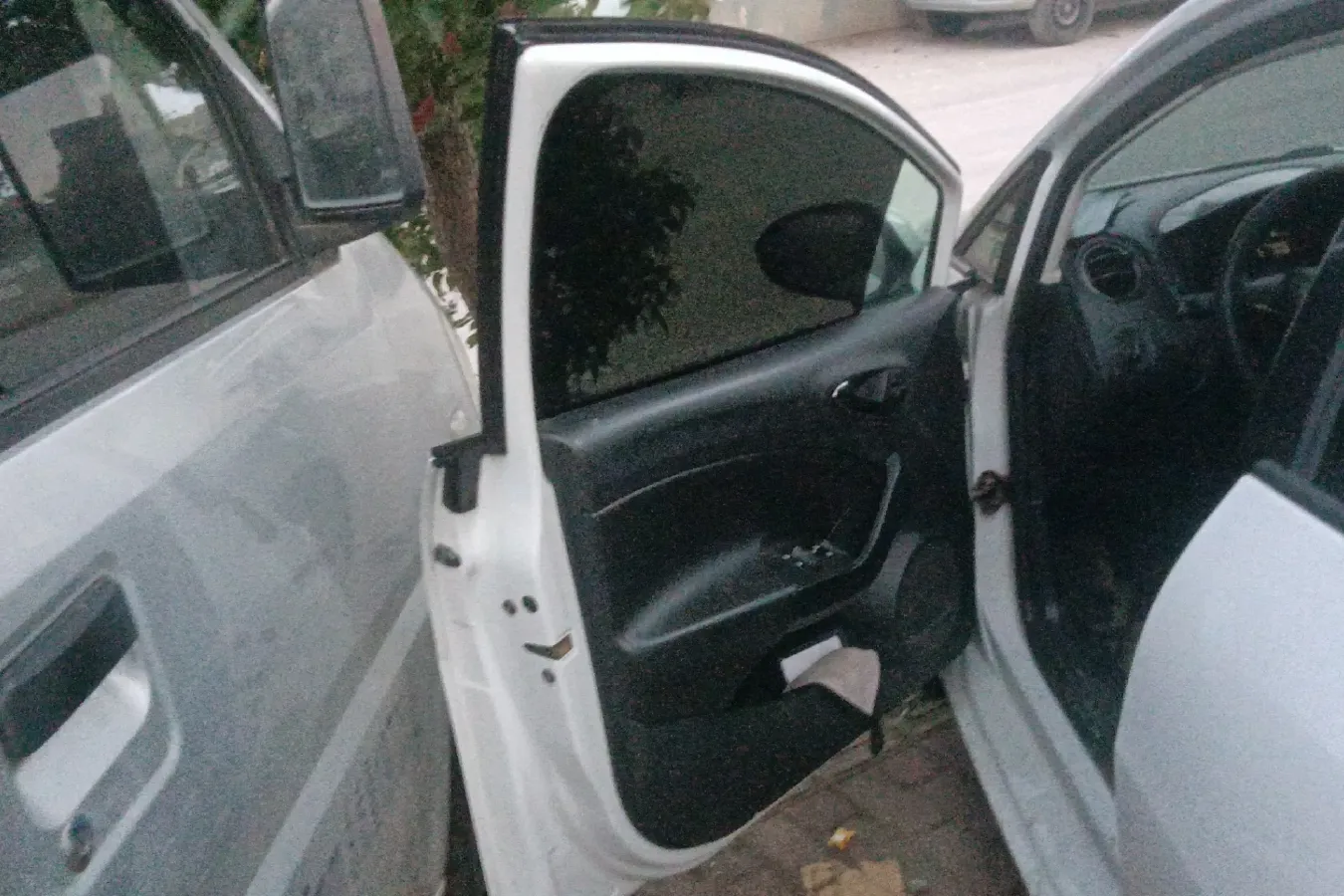 2013 Seat Ibiza 1.4T 150HP L4 7DCT,autocango,china used car exporter,china ev exporter,chinese used car exporter,chinese used ev exporter