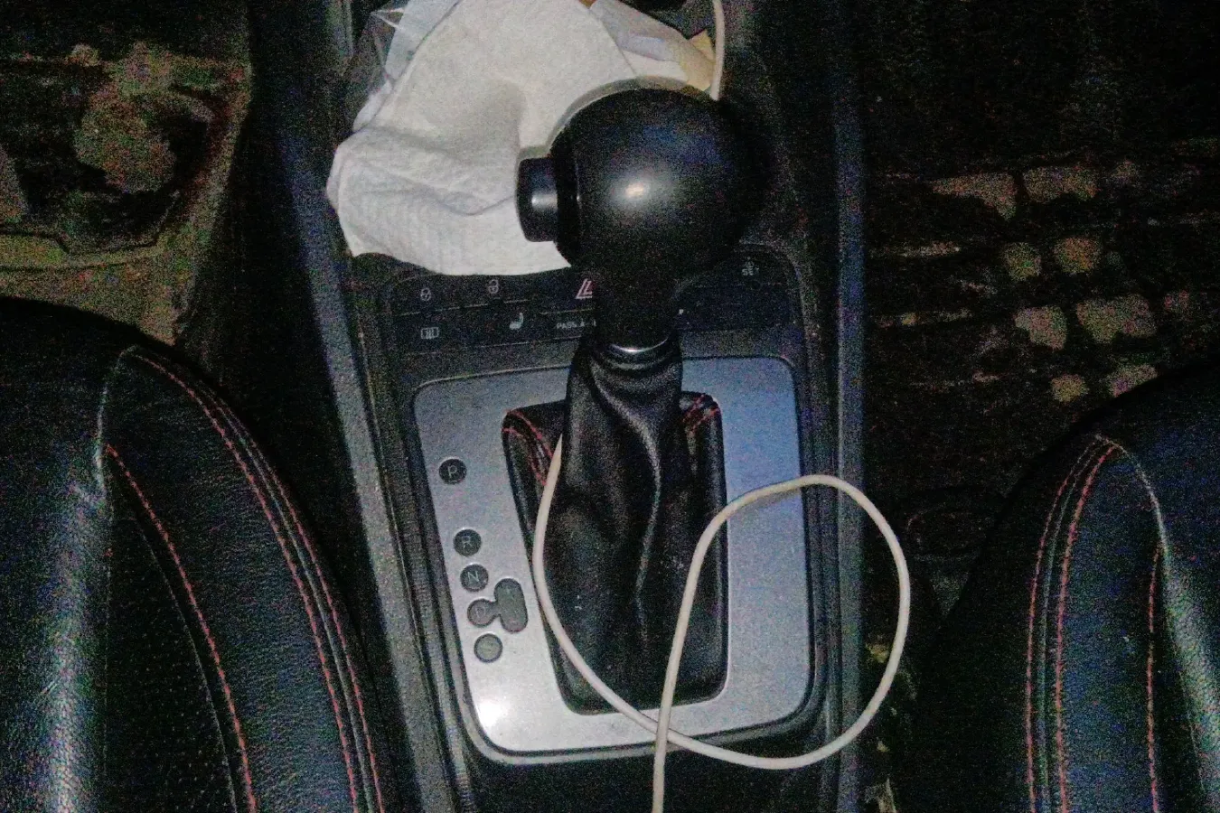 2013 Seat Ibiza 1.4T 150HP L4 7DCT,autocango,china used car exporter,china ev exporter,chinese used car exporter,chinese used ev exporter