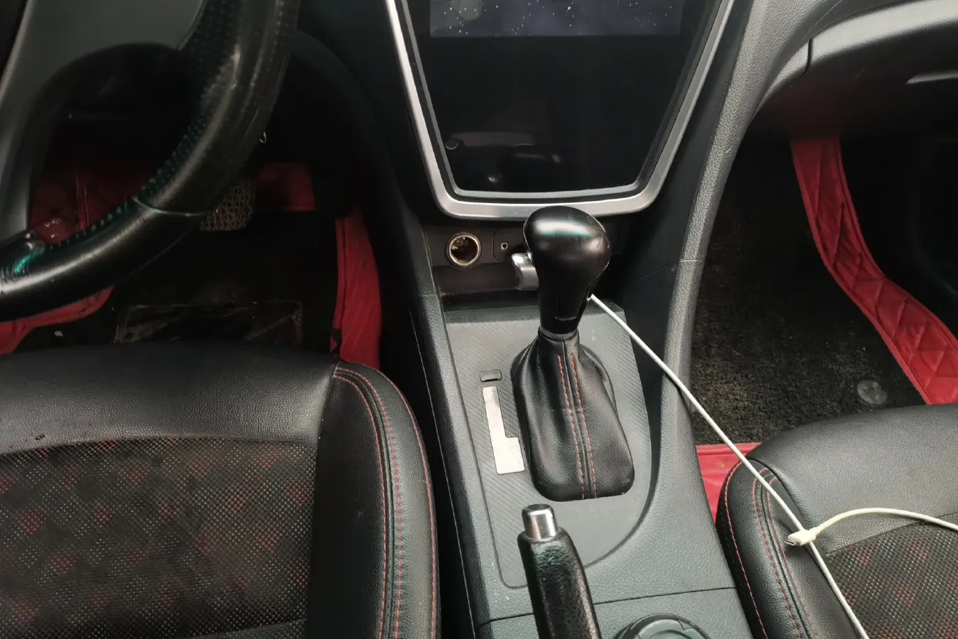 2017 HaiMa Family 1.6L 125HP L4 6AT,autocango,china used car exporter,china ev exporter,chinese used car exporter,chinese used ev exporter