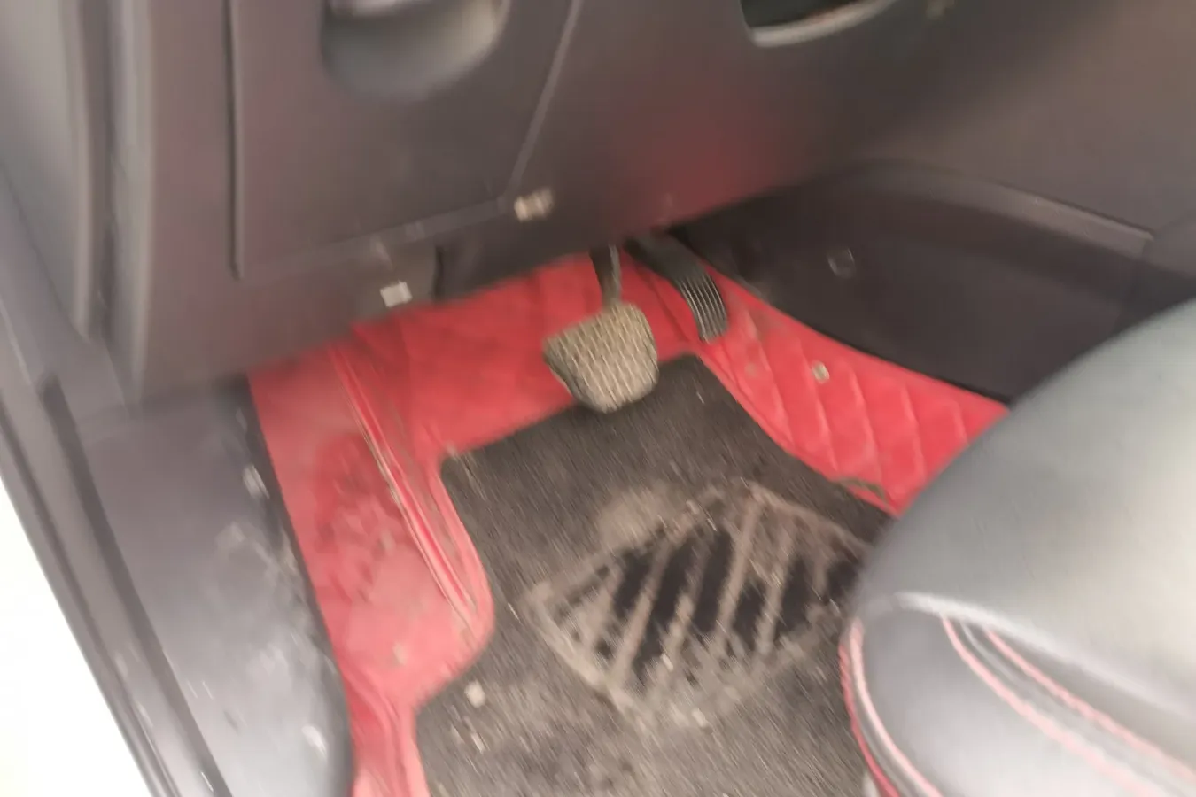 2017 HaiMa Family 1.6L 125HP L4 6AT,autocango,china used car exporter,china ev exporter,chinese used car exporter,chinese used ev exporter