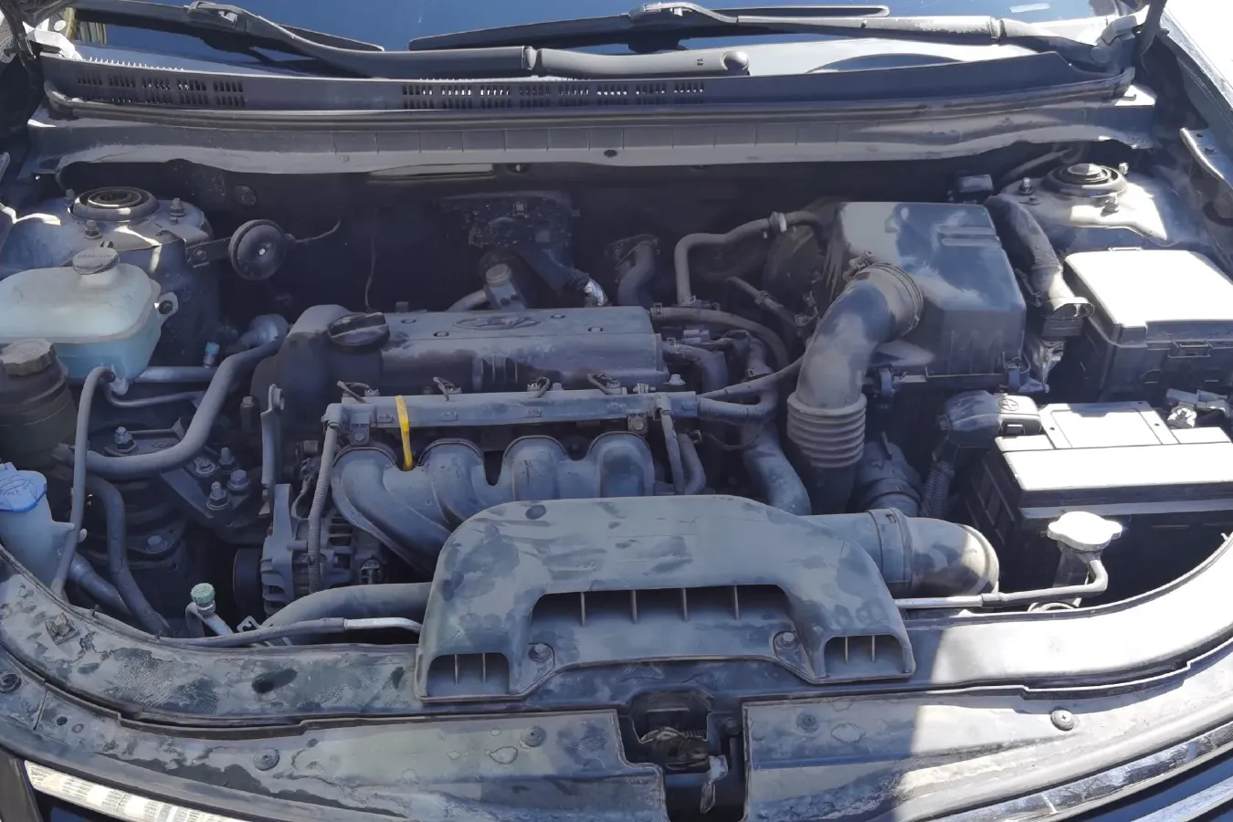 2011 Hyundai Celesta 1.6L 123HP L4 5MT,autocango,china used car exporter,china ev exporter,chinese used car exporter,chinese used ev exporter