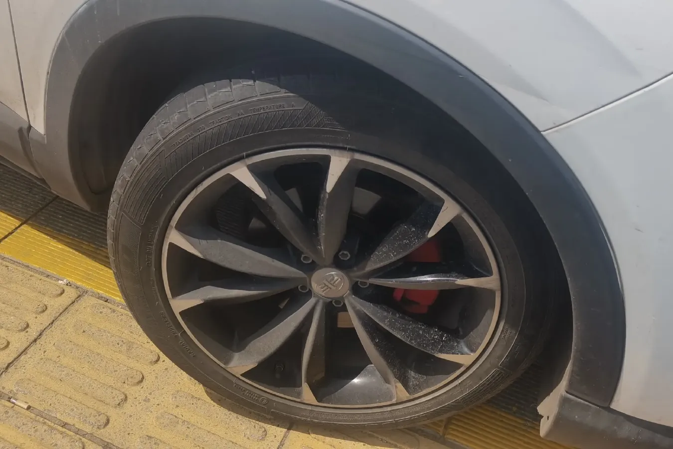 2018 FAW Senia R9 1.2T 143HP L4 5MT,autocango,china used car exporter,china ev exporter,chinese used car exporter,chinese used ev exporter