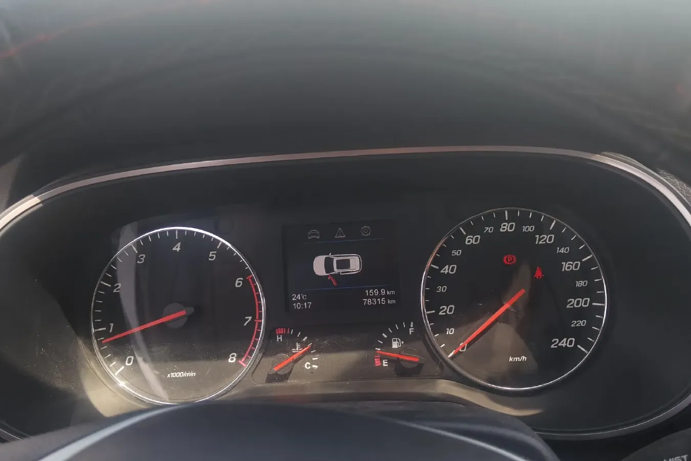 2018 FAW Senia R9 1.2T 143HP L4 5MT,autocango,china used car exporter,china ev exporter,chinese used car exporter,chinese used ev exporter