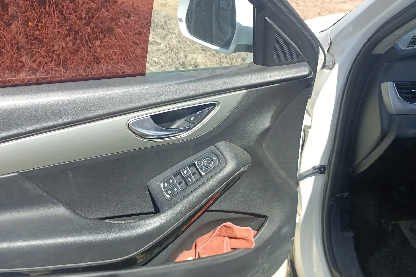 2016 Zotye SR7 1.5T 150HP L4 5MT,autocango,china used car exporter,china ev exporter,chinese used car exporter,chinese used ev exporter