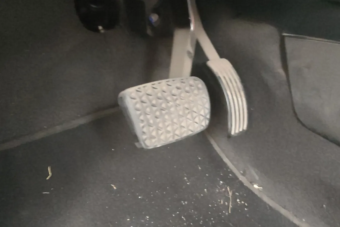 2014 Qoros 3 1.6L 126HP L4 6DCT,autocango,china used car exporter,china ev exporter,chinese used car exporter,chinese used ev exporter