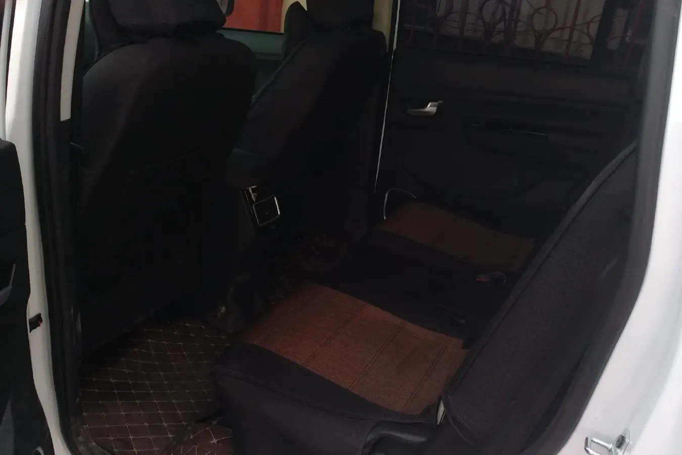 2022 SWM X3 1.5L 112HP L4 5MT,autocango,china used car exporter,china ev exporter,chinese used car exporter,chinese used ev exporter