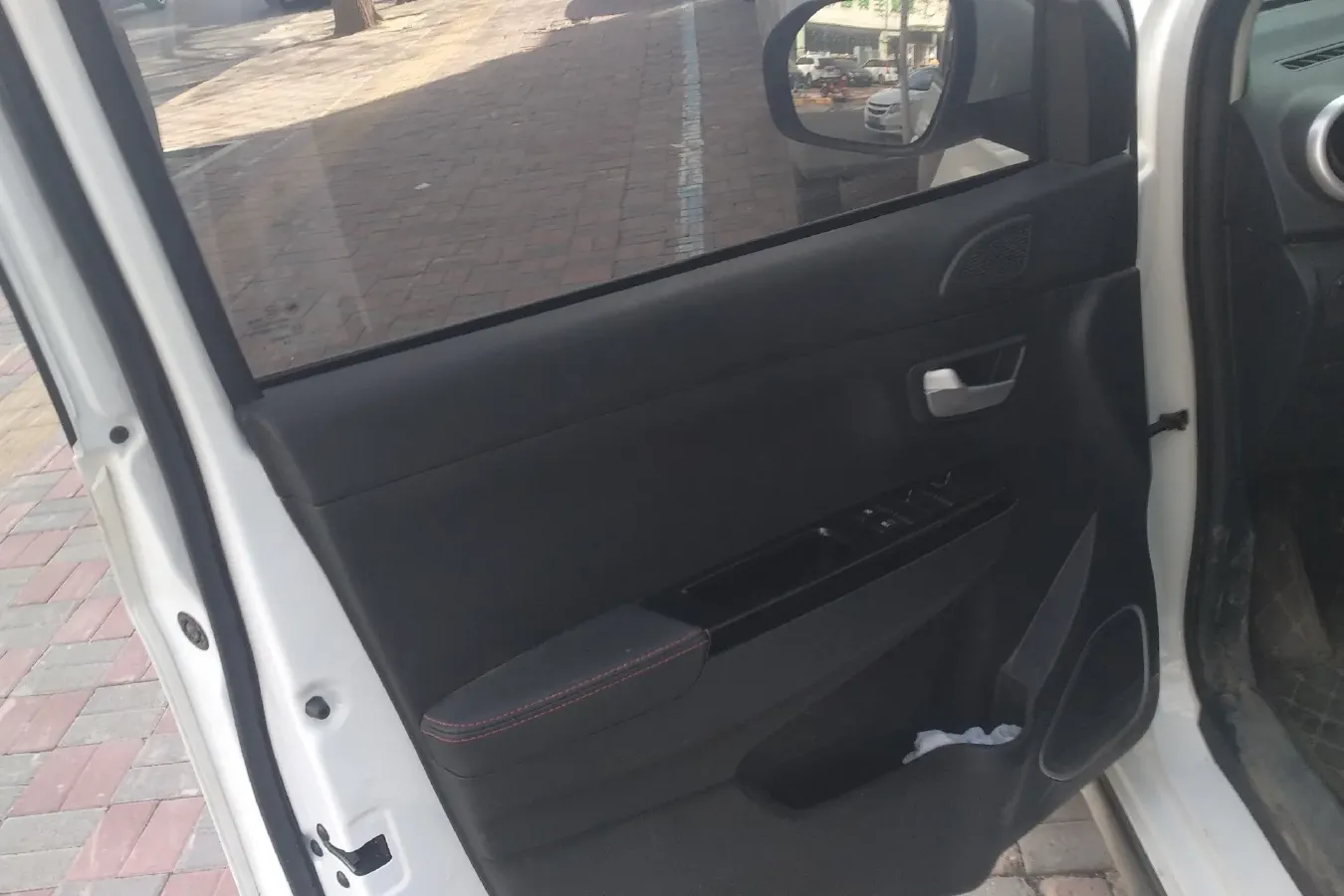 2022 SWM X3 1.5L 112HP L4 5MT,autocango,china used car exporter,china ev exporter,chinese used car exporter,chinese used ev exporter