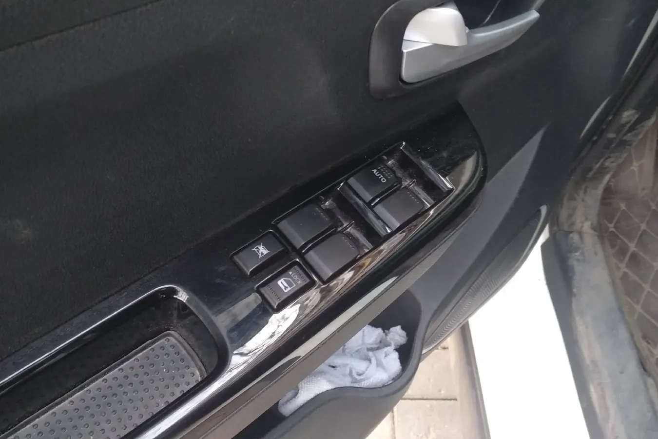 2022 SWM X3 1.5L 112HP L4 5MT,autocango,china used car exporter,china ev exporter,chinese used car exporter,chinese used ev exporter