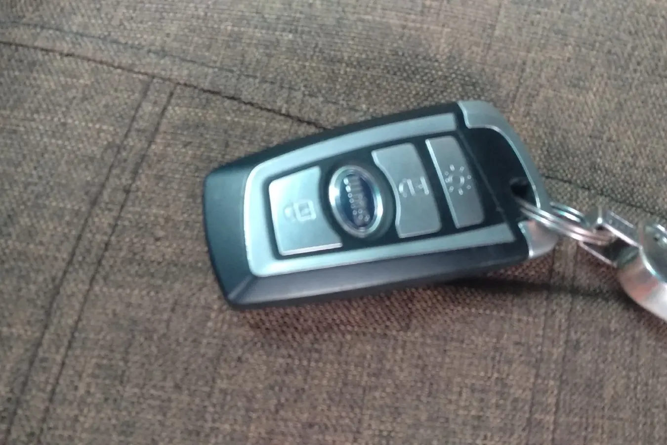 2022 SWM X3 1.5L 112HP L4 5MT,autocango,china used car exporter,china ev exporter,chinese used car exporter,chinese used ev exporter