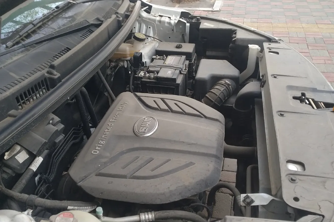 2022 SWM X3 1.5L 112HP L4 5MT,autocango,china used car exporter,china ev exporter,chinese used car exporter,chinese used ev exporter