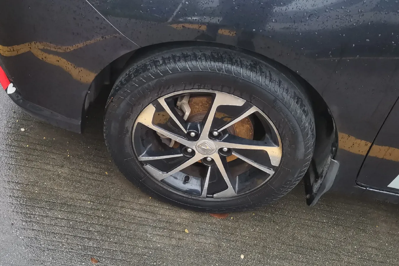 2016 Zotye Z300 1.5L 113HP L4 5MT,autocango,china used car exporter,china ev exporter,chinese used car exporter,chinese used ev exporter