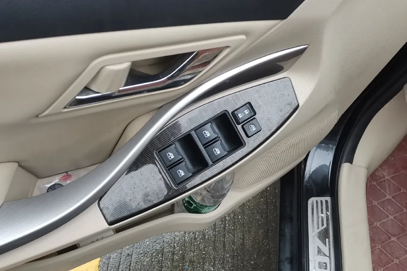 2016 Zotye Z300 1.5L 113HP L4 5MT,autocango,china used car exporter,china ev exporter,chinese used car exporter,chinese used ev exporter