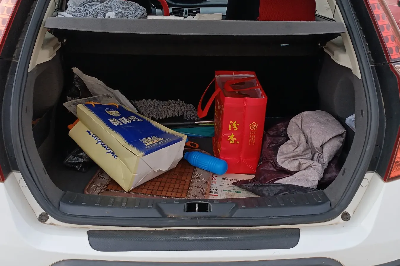 2012 DongFeng Aeolus H30 1.6L 106HP L4 5MT,autocango,china used car exporter,china ev exporter,chinese used car exporter,chinese used ev exporter