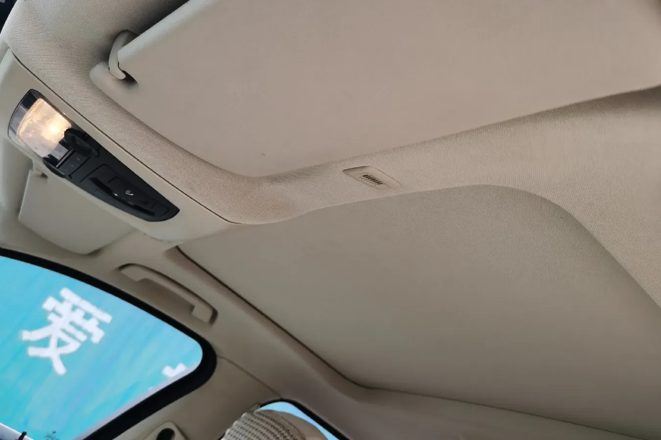 2014 BMW 5 Series 2.0T 218HP L4 8AT,autocango,china used car exporter,china ev exporter,chinese used car exporter,chinese used ev exporter