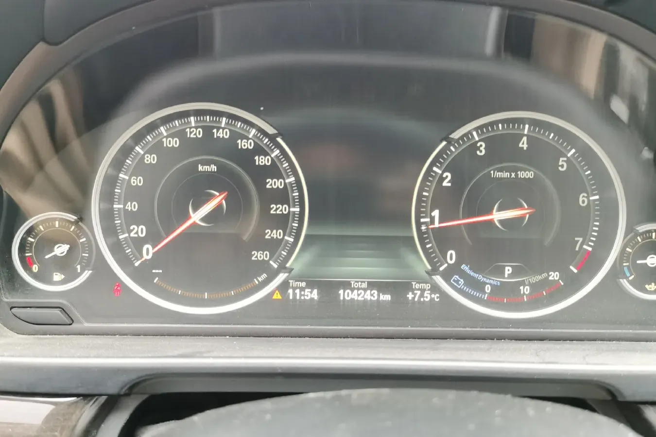 2014 BMW 5 Series 2.0T 218HP L4 8AT,autocango,china used car exporter,china ev exporter,chinese used car exporter,chinese used ev exporter