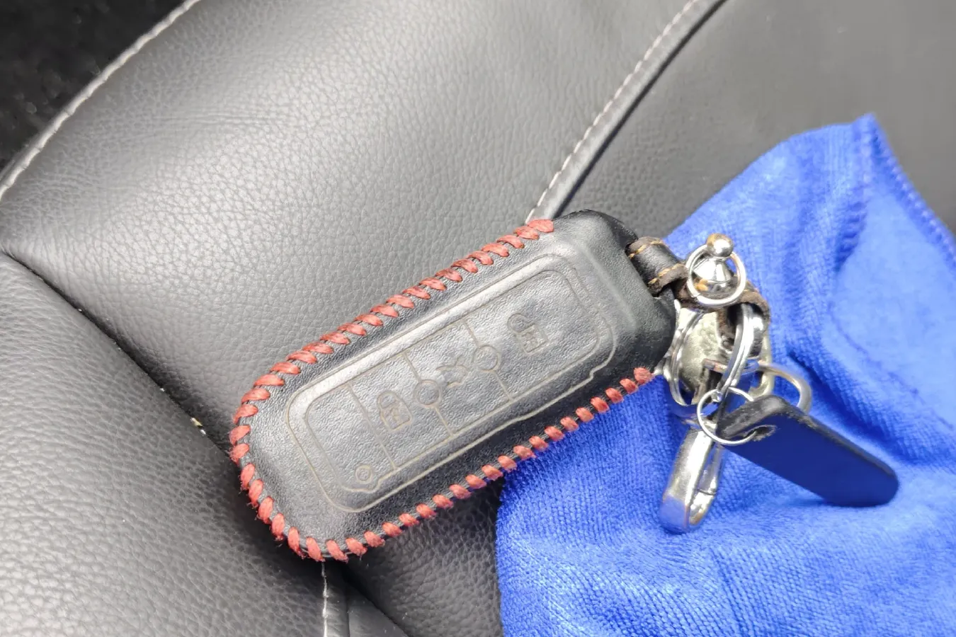 2014 Qoros 3 1.6L 126HP L4 6DCT,autocango,china used car exporter,china ev exporter,chinese used car exporter,chinese used ev exporter