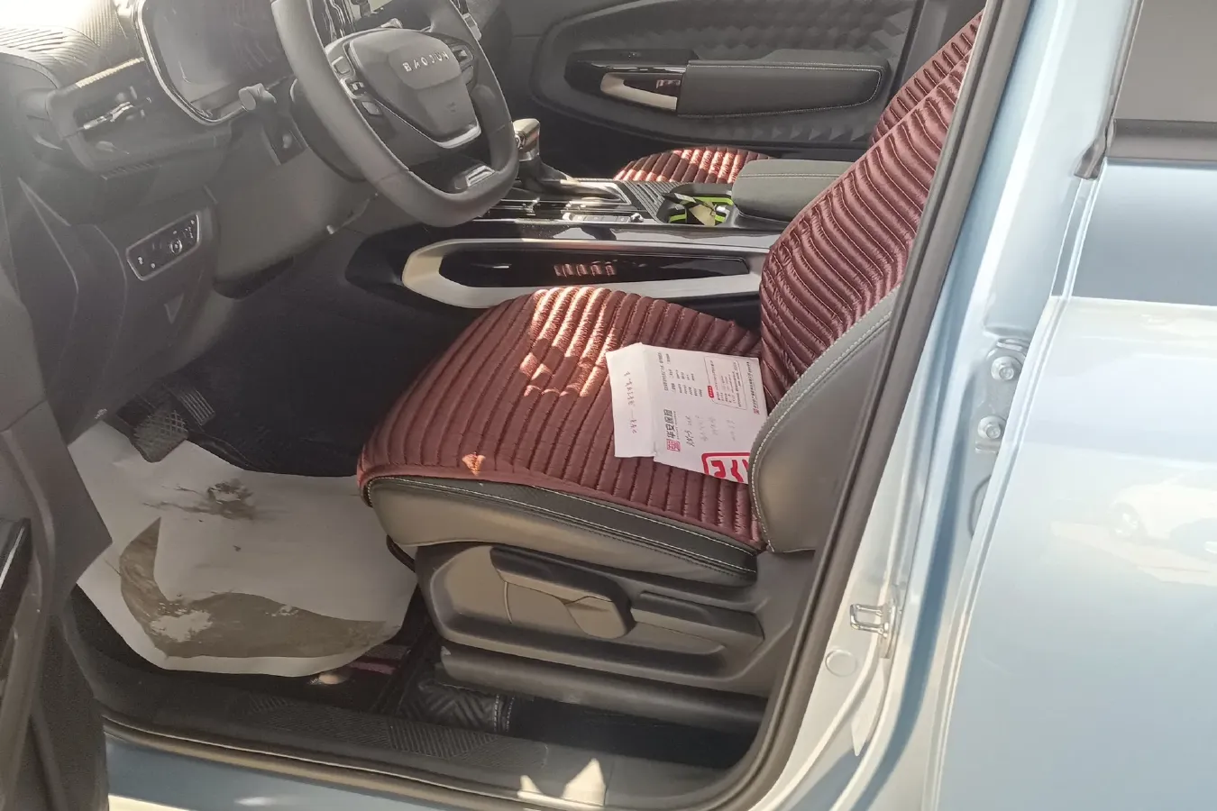 2019 BaoJun RM-5 1.5L 99HP L4 CVT,autocango,china used car exporter,china ev exporter,chinese used car exporter,chinese used ev exporter