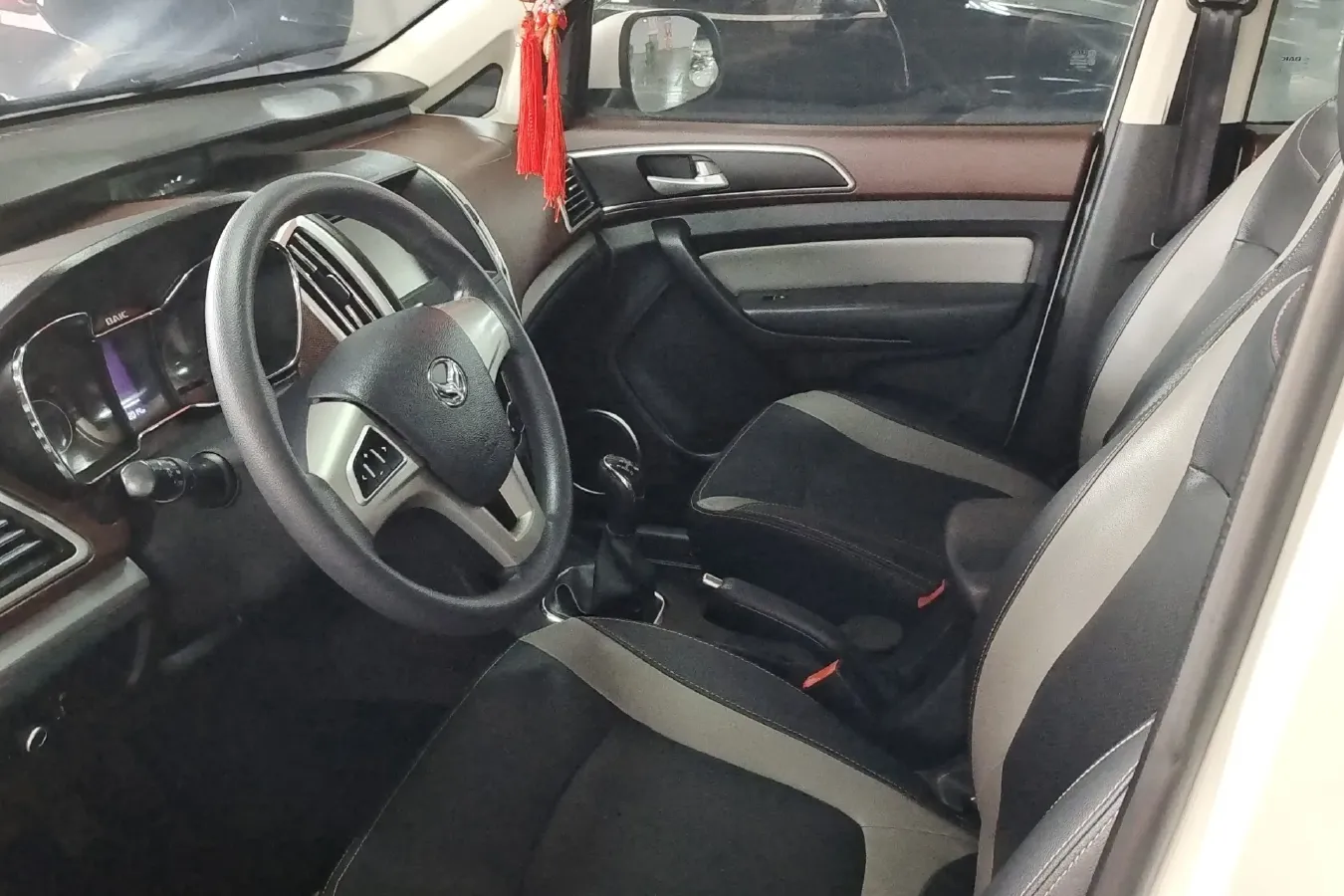 2015 BAIC Hyosow H3 1.5L 113HP L4 5MT,autocango,china used car exporter,china ev exporter,chinese used car exporter,chinese used ev exporter