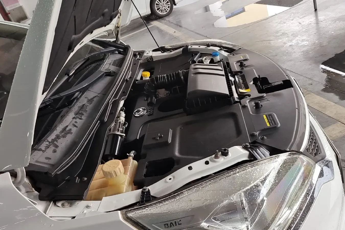 2015 BAIC Hyosow H3 1.5L 113HP L4 5MT,autocango,china used car exporter,china ev exporter,chinese used car exporter,chinese used ev exporter