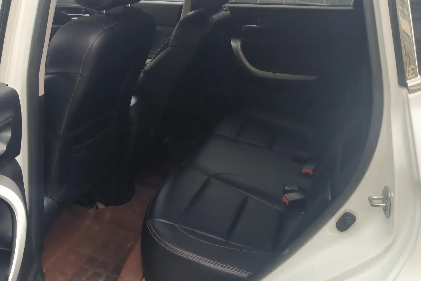 2015 ChangAn CS35 1.6L 125HP L4 5MT,autocango,china used car exporter,china ev exporter,chinese used car exporter,chinese used ev exporter