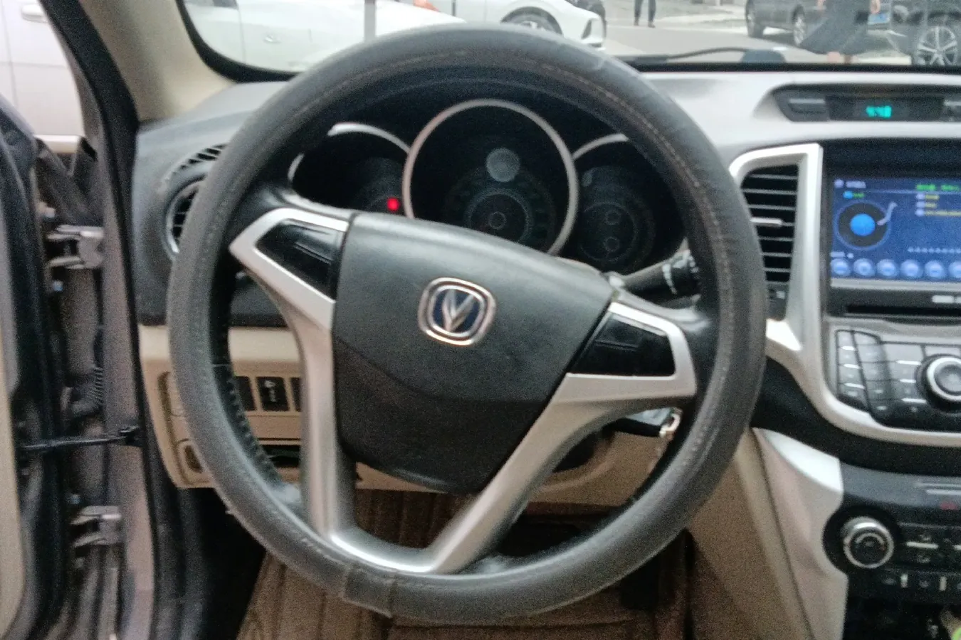 2014 ChangAn Eado 1.6L 125HP L4 4AT,autocango,china used car exporter,china ev exporter,chinese used car exporter,chinese used ev exporter