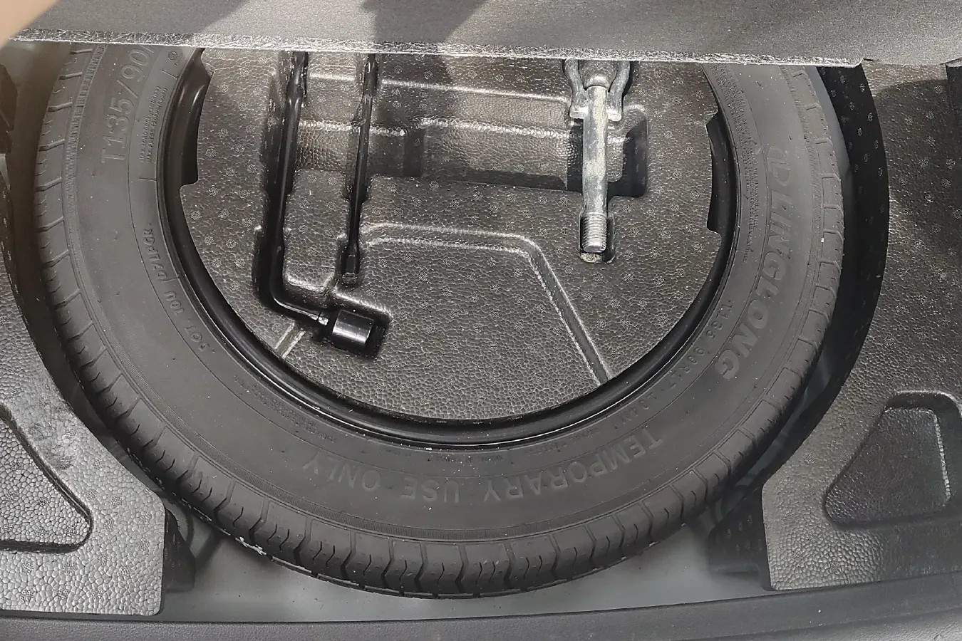 2022 Bestune B70S 1.5T 169HP L4 7DCT,autocango,china used car exporter,china ev exporter,chinese used car exporter,chinese used ev exporter