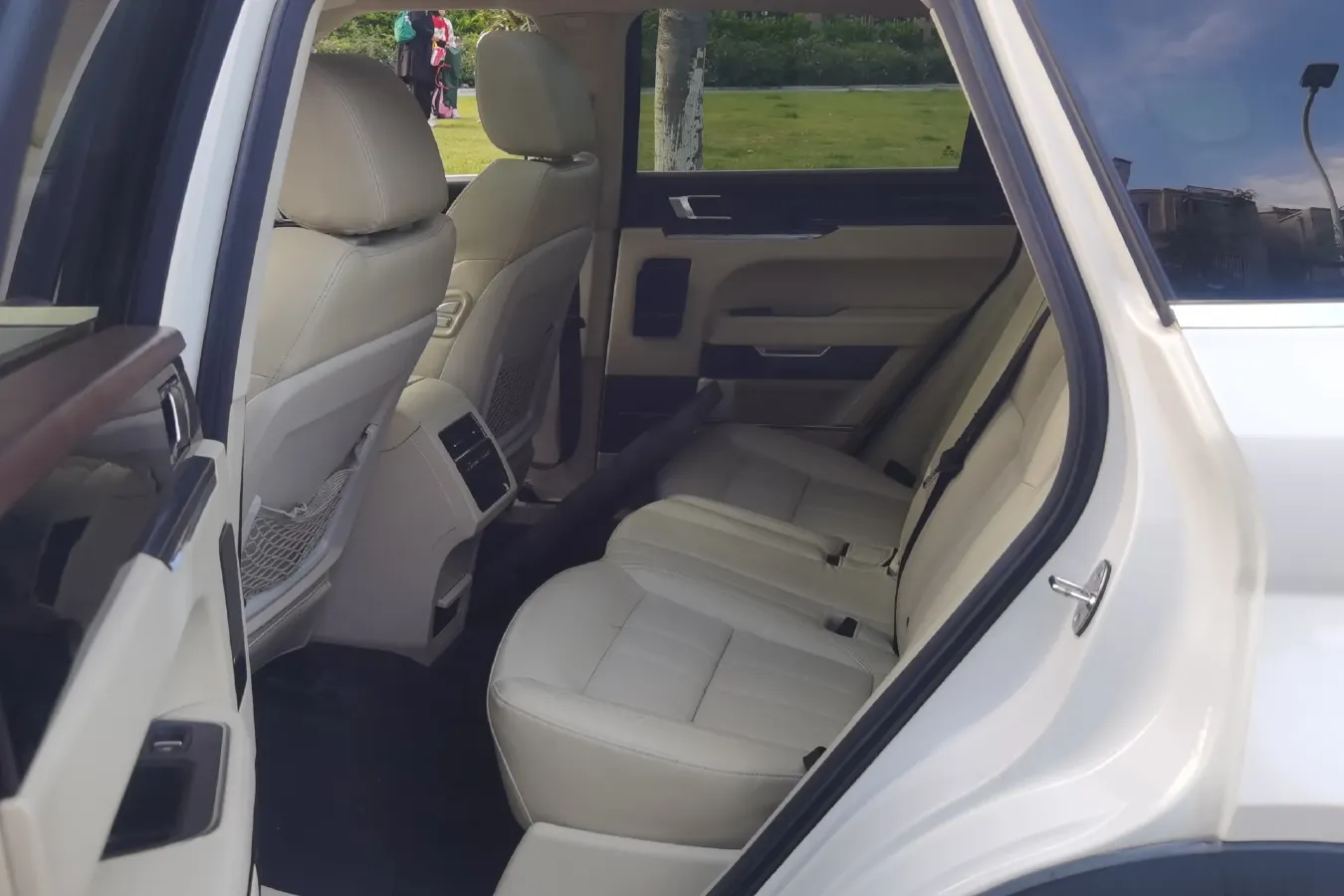 2017 Zotye T700 1.8T 177HP L4 6DCT,autocango,china used car exporter,china ev exporter,chinese used car exporter,chinese used ev exporter