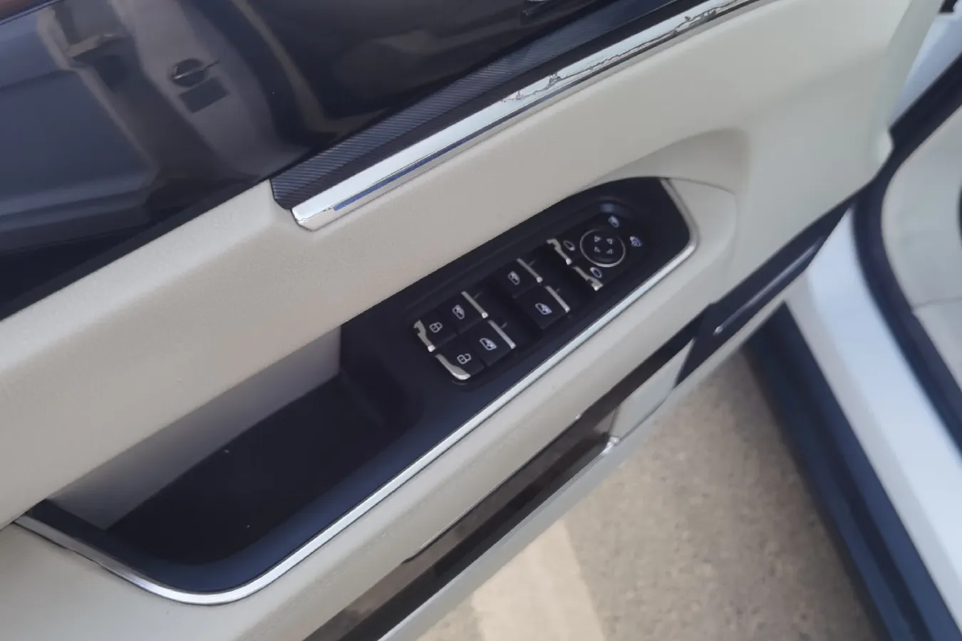 2017 Zotye T700 1.8T 177HP L4 6DCT,autocango,china used car exporter,china ev exporter,chinese used car exporter,chinese used ev exporter