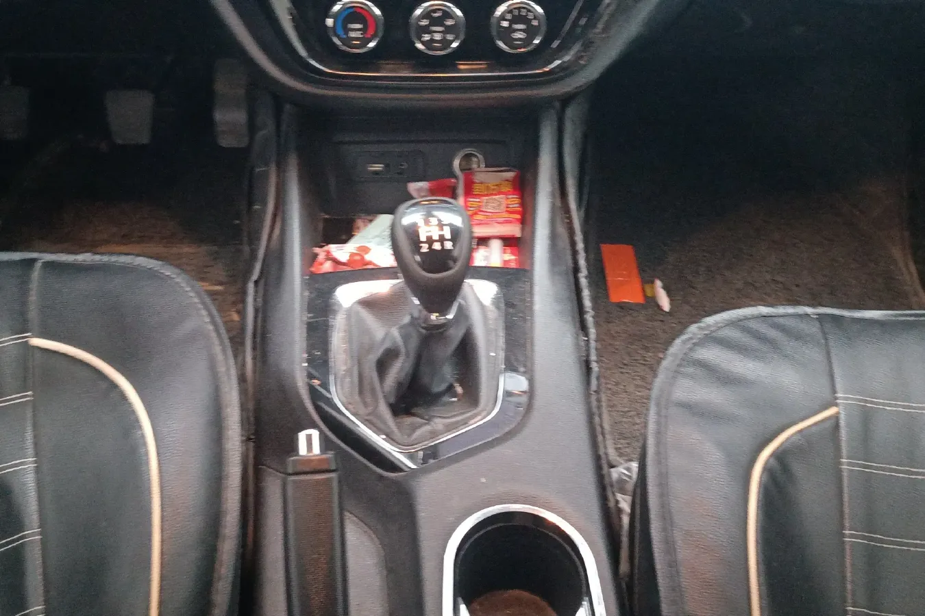 2019 Soueast DX3 1.5L 120HP L4 5MT,autocango,china used car exporter,china ev exporter,chinese used car exporter,chinese used ev exporter