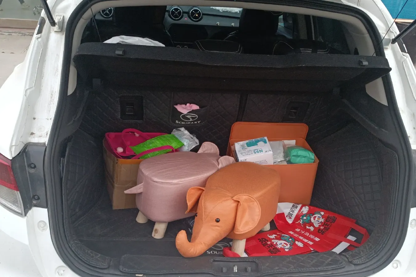 2019 Soueast DX3 1.5L 120HP L4 5MT,autocango,china used car exporter,china ev exporter,chinese used car exporter,chinese used ev exporter