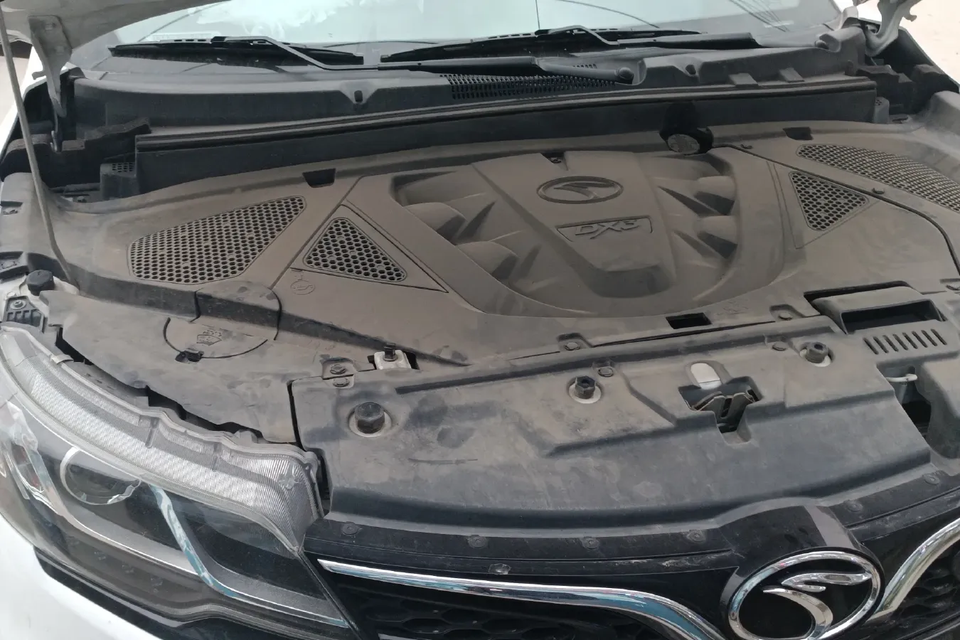 2019 Soueast DX3 1.5L 120HP L4 5MT,autocango,china used car exporter,china ev exporter,chinese used car exporter,chinese used ev exporter