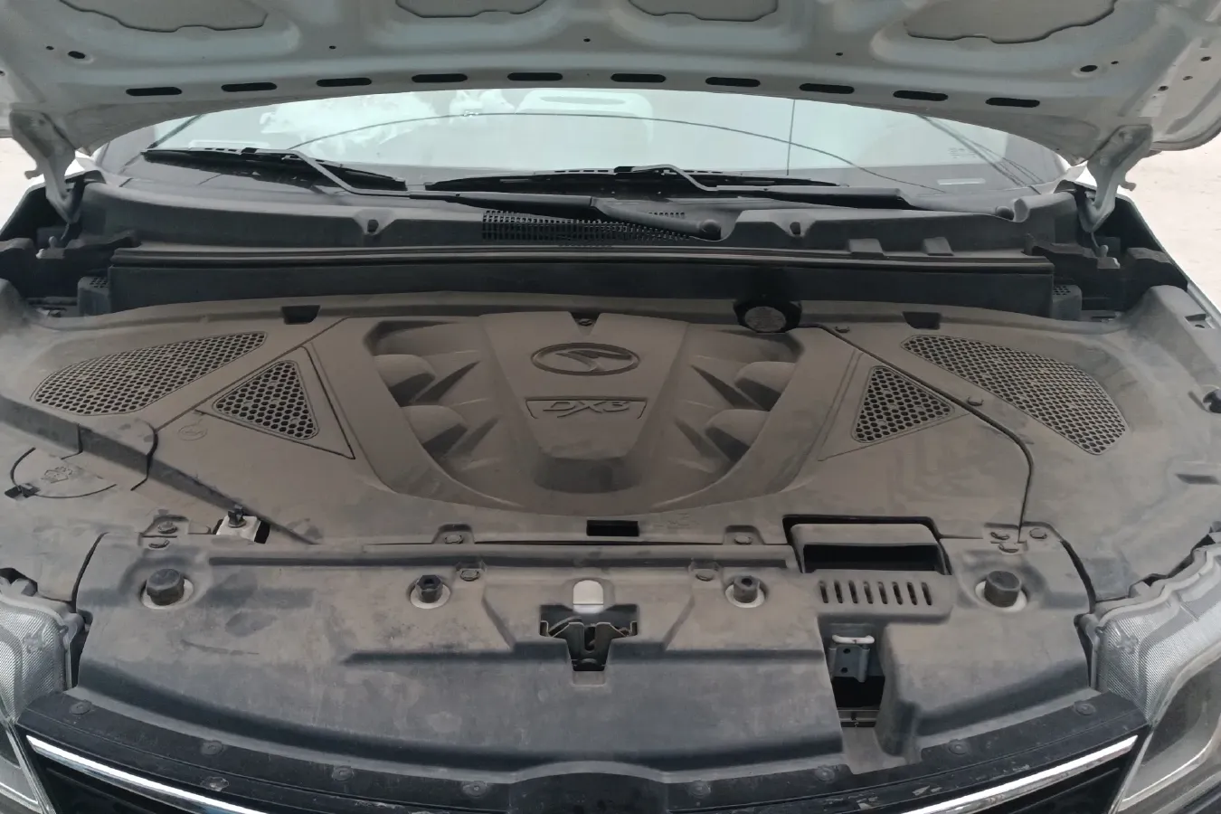 2019 Soueast DX3 1.5L 120HP L4 5MT,autocango,china used car exporter,china ev exporter,chinese used car exporter,chinese used ev exporter